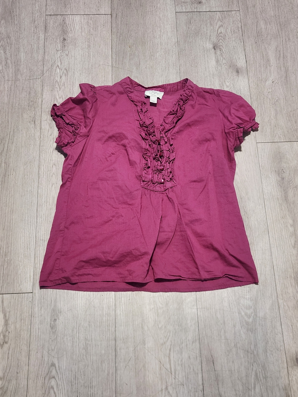 Ann Taylor LOFT Petites Magenta Purple Ruffle V-Neck Cotton Blouse Mp